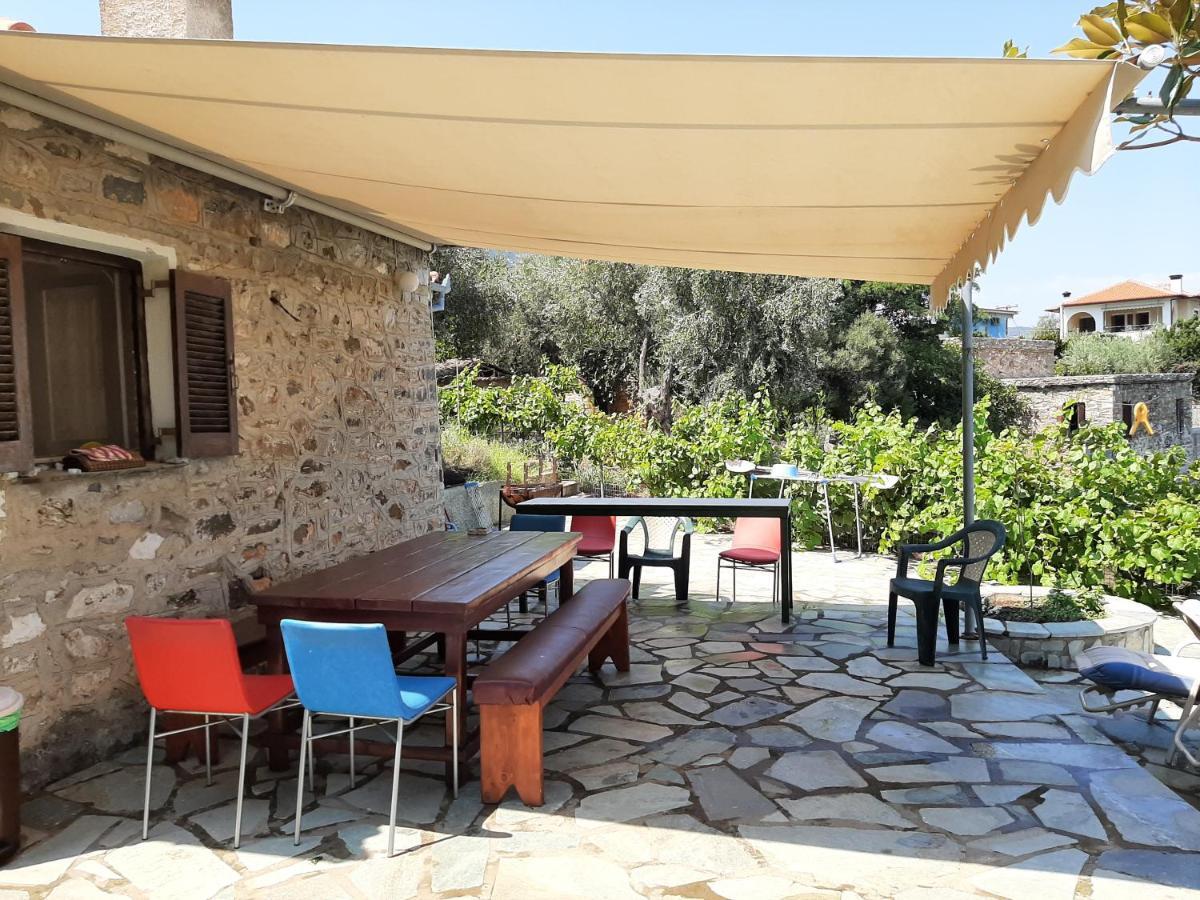 Villa Little Bit Of Heaven à Sourpi Extérieur photo